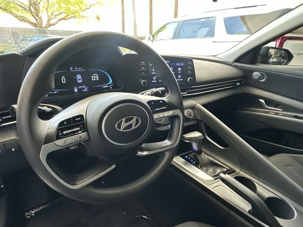 Thumbnail: 2024 Hyundai Elantra - 13