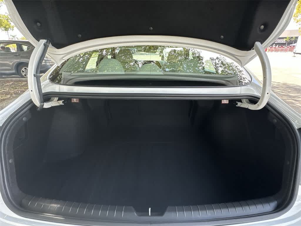 Thumbnail: 2023 Hyundai Sonata - 25