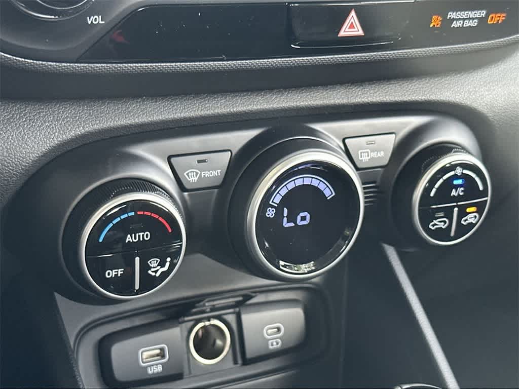 Thumbnail: 2025 Hyundai Venue - 20