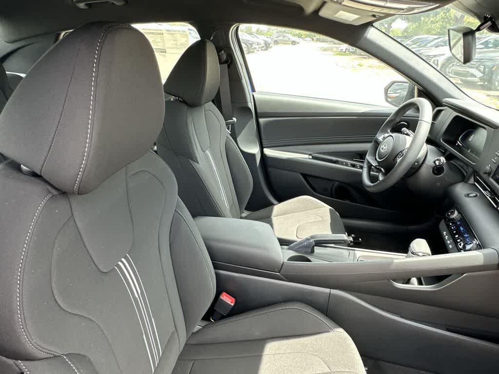 Thumbnail: 2026 Hyundai Elantra - 11