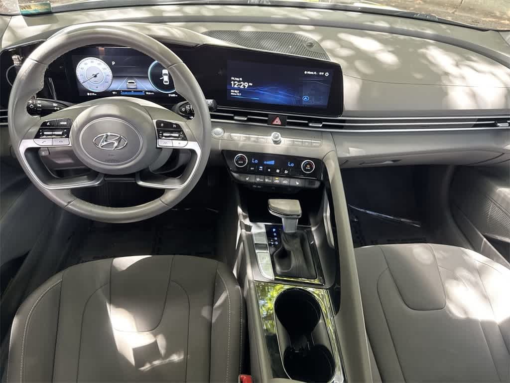 Thumbnail: 2023 Hyundai Elantra - 24