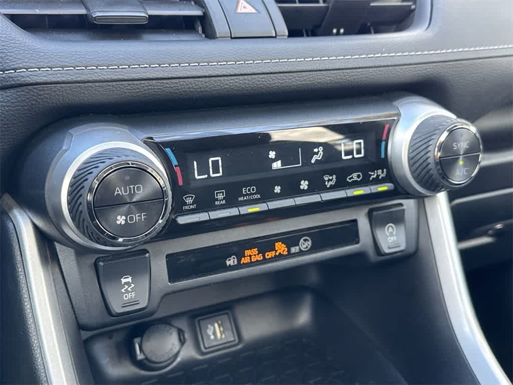 Thumbnail: 2024 Toyota RAV4 - 20