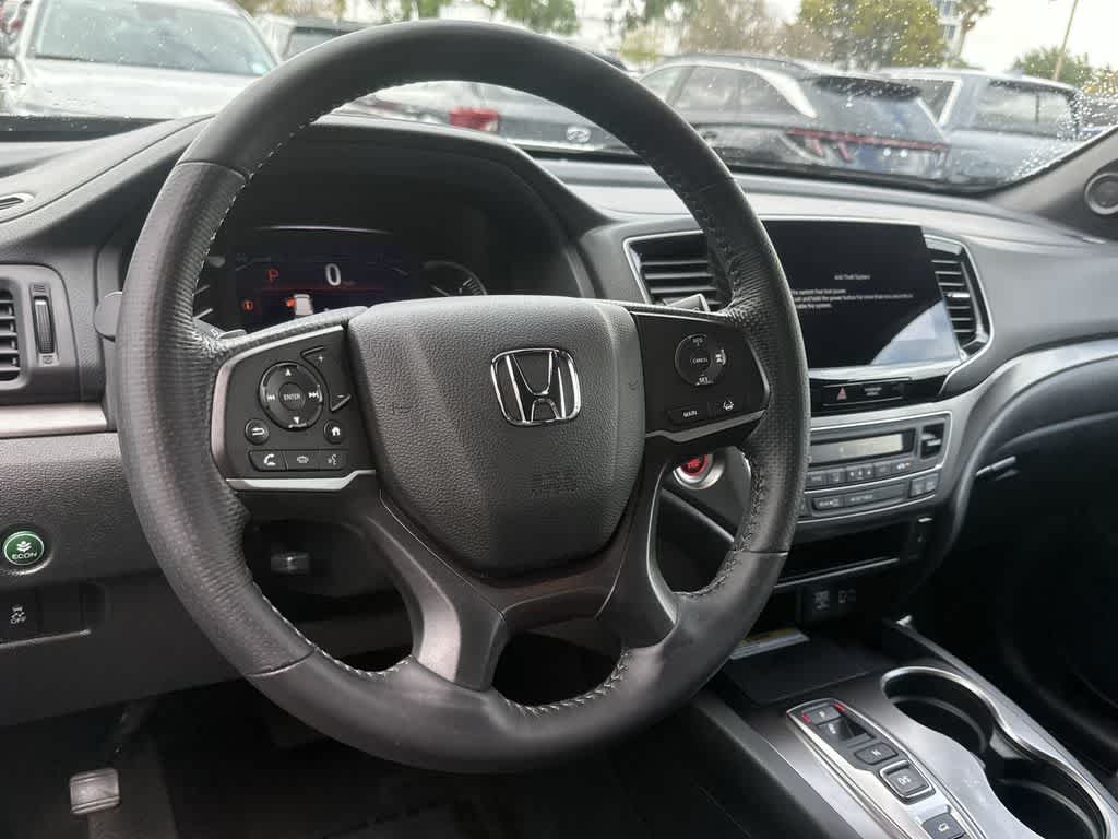 Thumbnail: 2023 Honda Passport - 13