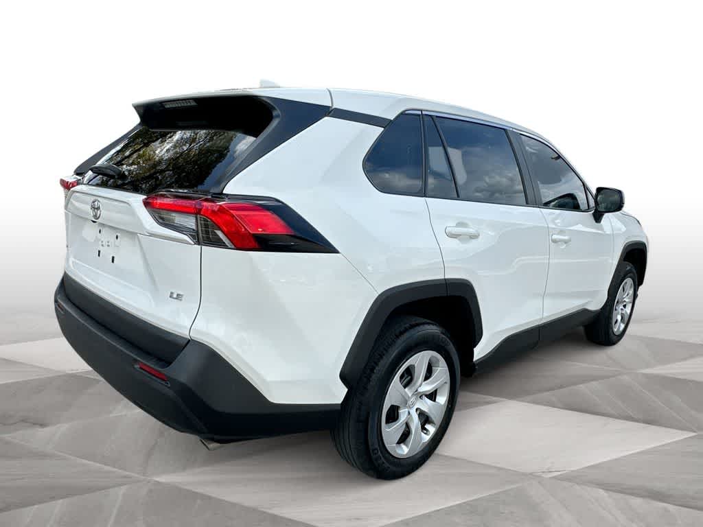 Thumbnail: 2024 Toyota RAV4 - 8