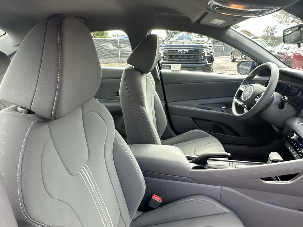 Thumbnail: 2024 Hyundai Elantra - 27