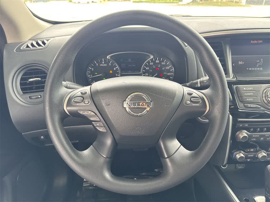 Thumbnail: 2020 Nissan Pathfinder - 15