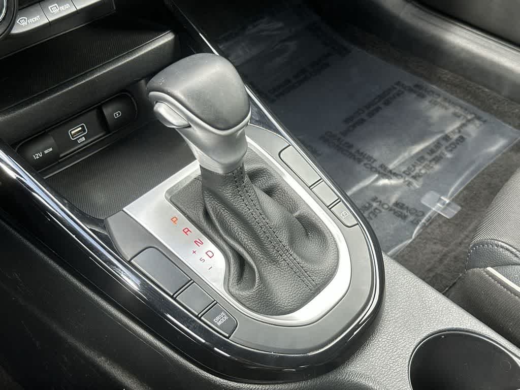 Thumbnail: 2023 Kia Forte - 21