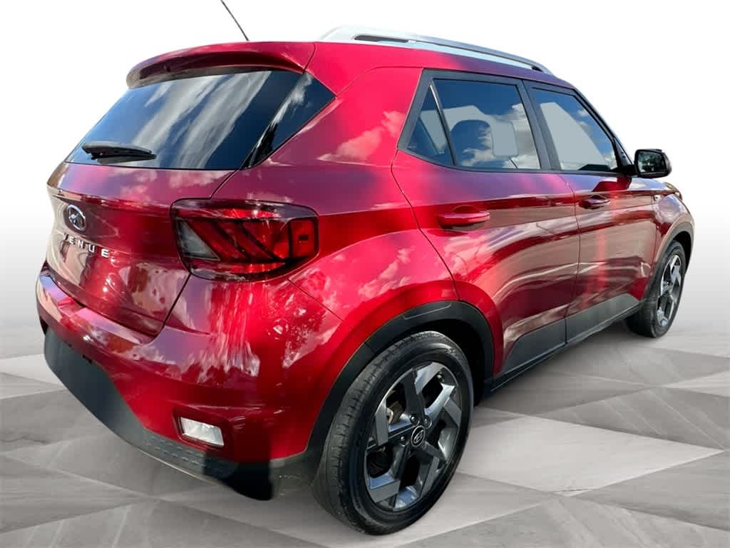 Thumbnail: 2023 Hyundai Venue - 8