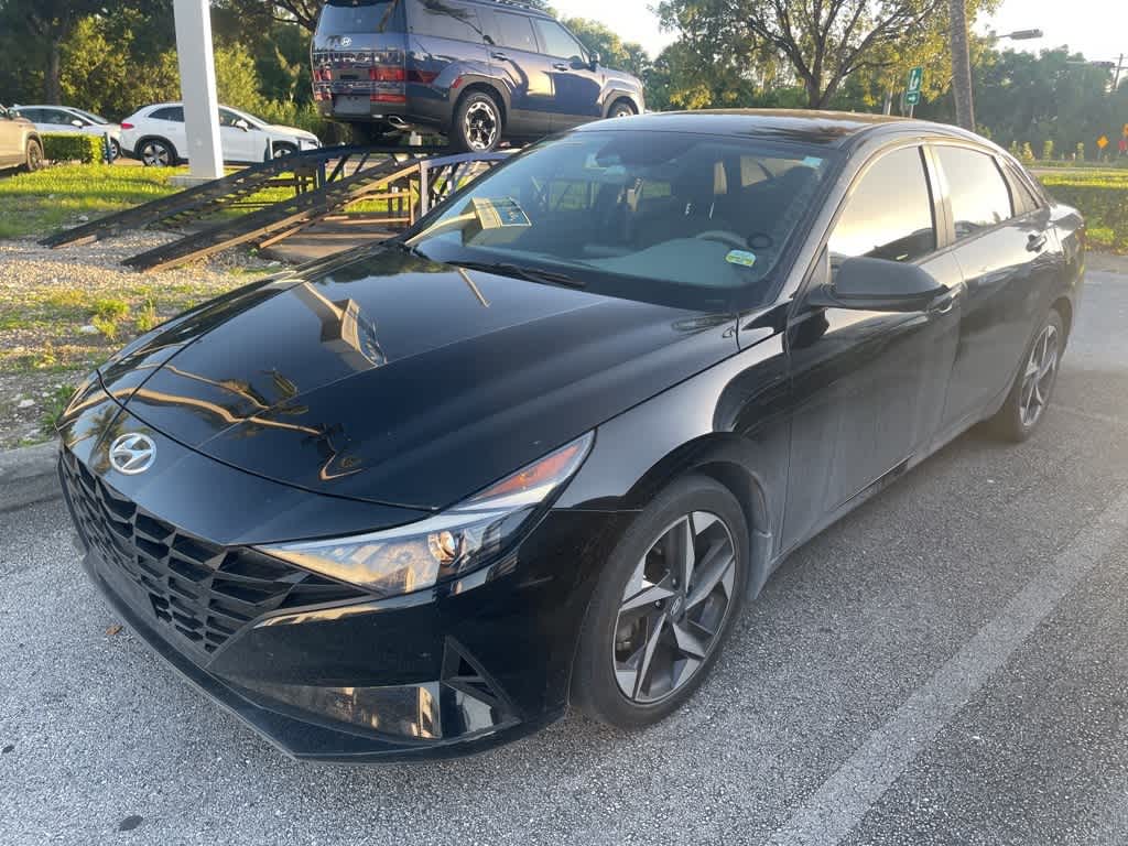Thumbnail: 2023 Hyundai Elantra - 1