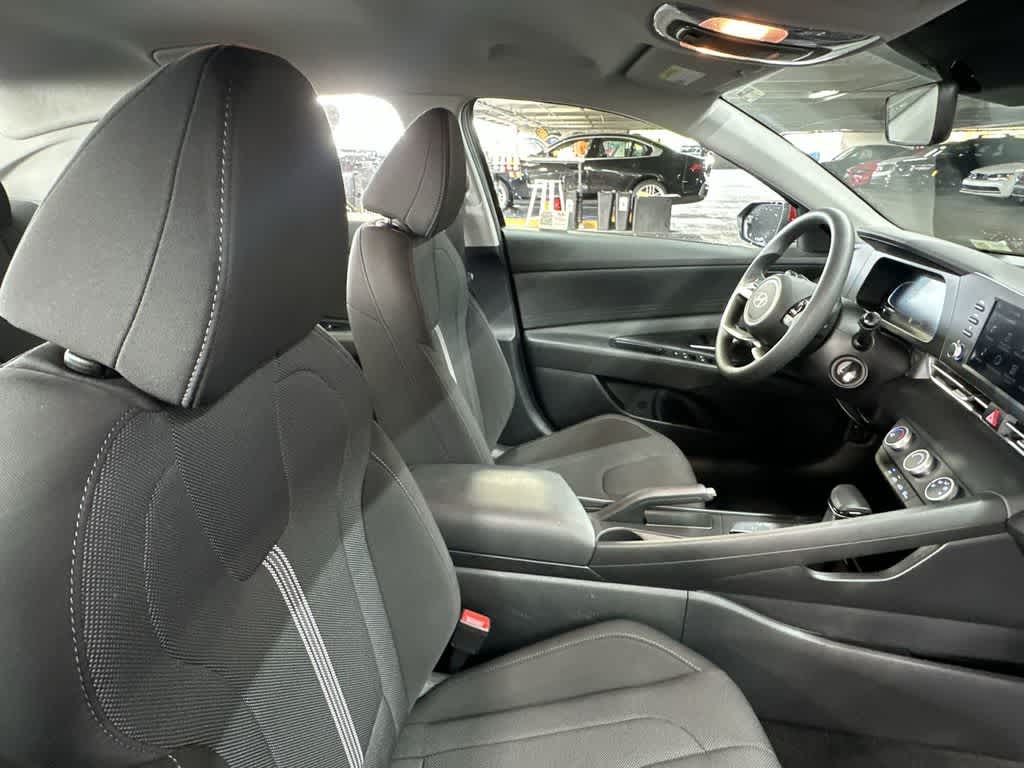Thumbnail: 2024 Hyundai Elantra - 27