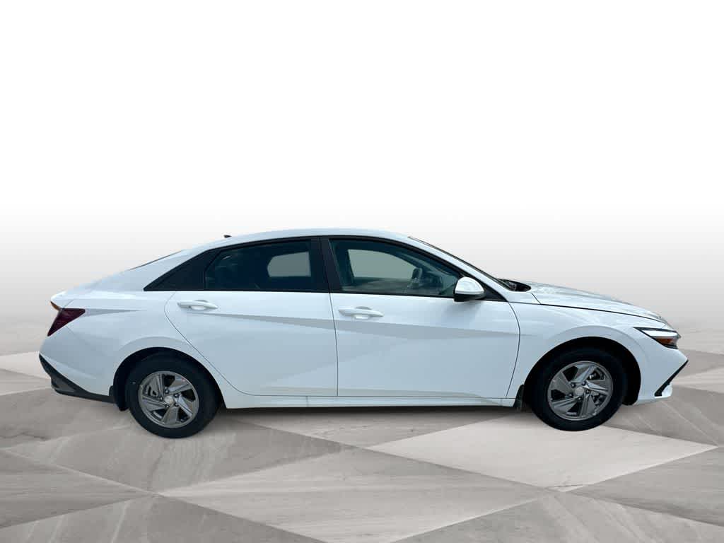 Thumbnail: 2026 Hyundai Elantra - 9