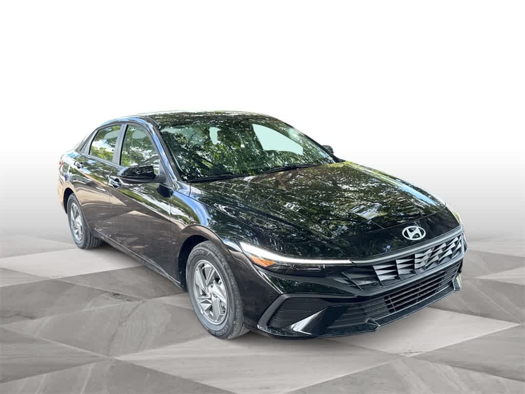 Thumbnail: 2025 Hyundai Elantra - 2