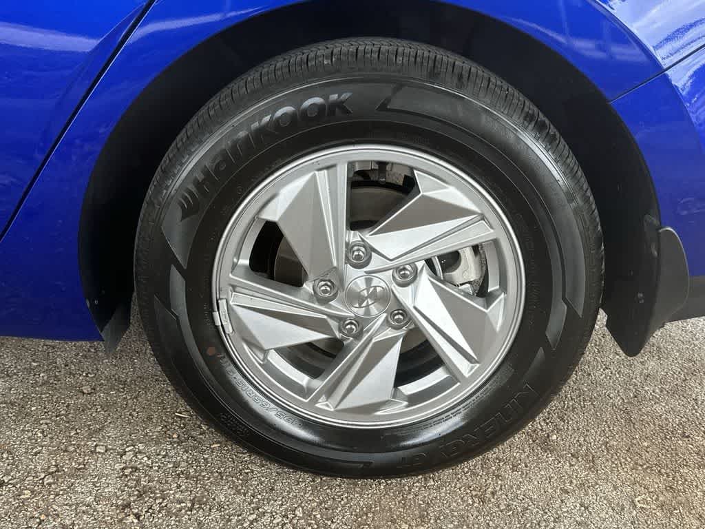 Thumbnail: 2025 Hyundai Elantra - 11