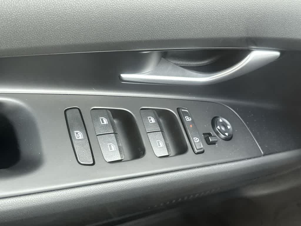 Thumbnail: 2026 Hyundai Elantra - 21