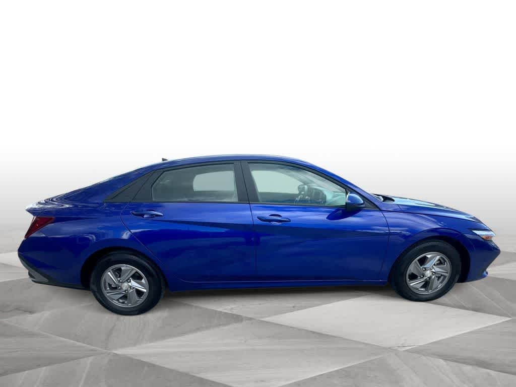 Thumbnail: 2024 Hyundai Elantra - 9