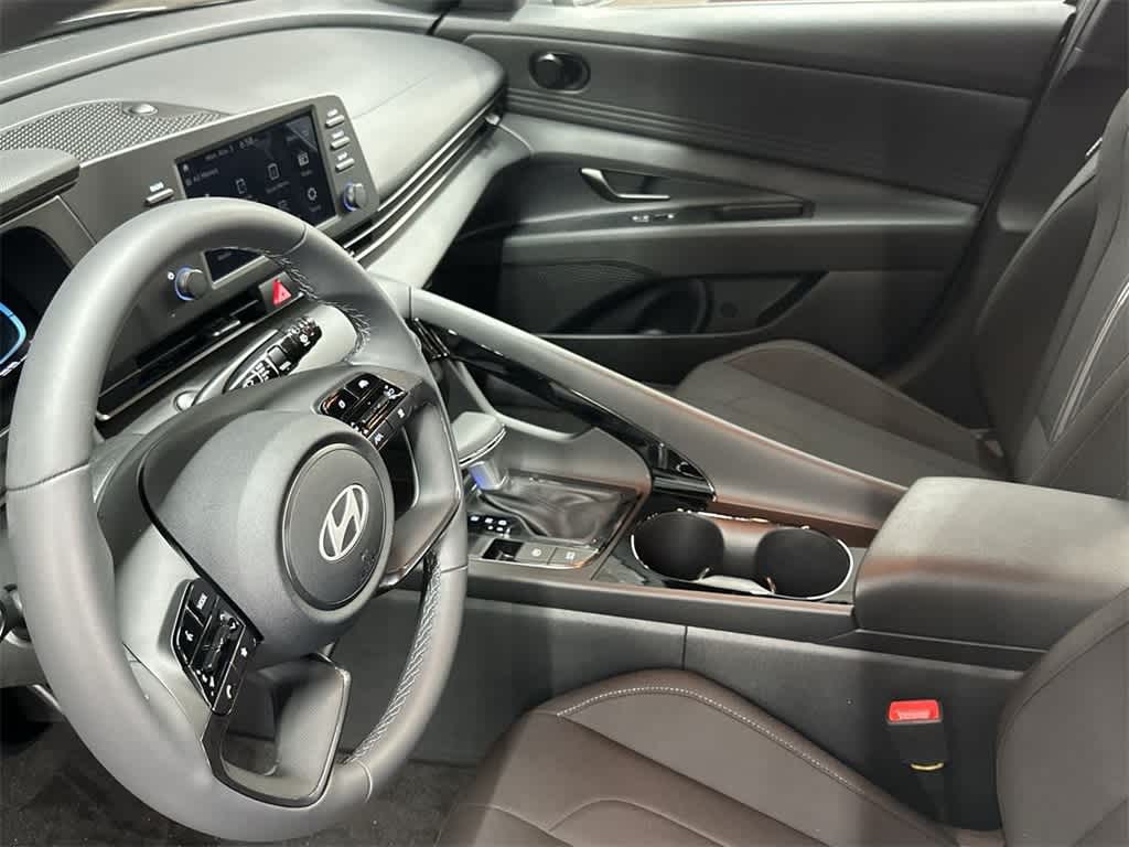 Thumbnail: 2026 Hyundai Elantra - 13