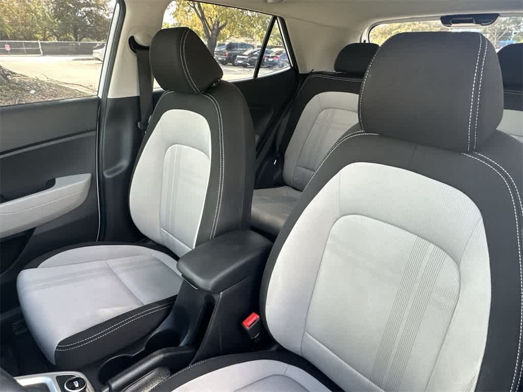 Thumbnail: 2023 Hyundai Venue - 14