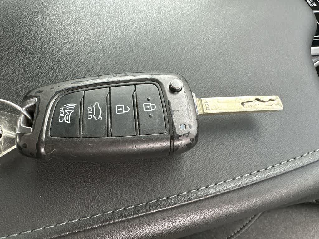 Thumbnail: 2020 Hyundai Sonata - 28