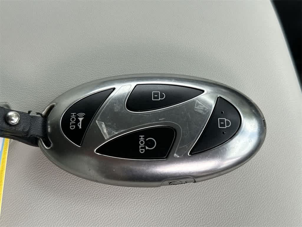 Thumbnail: 2025 Hyundai Santa Fe - 28