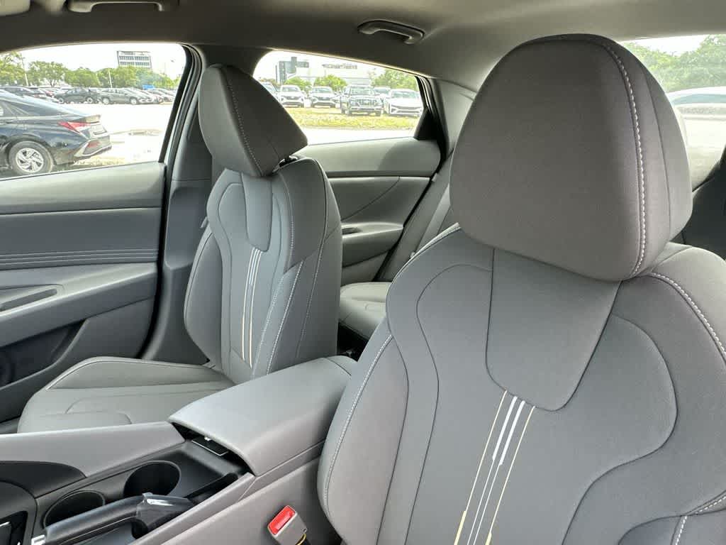 Thumbnail: 2026 Hyundai Elantra - 18