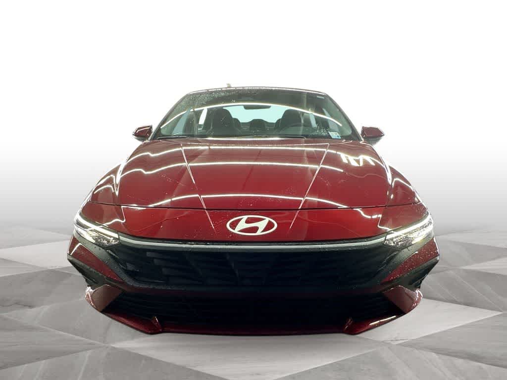 Thumbnail: 2024 Hyundai Elantra - 3
