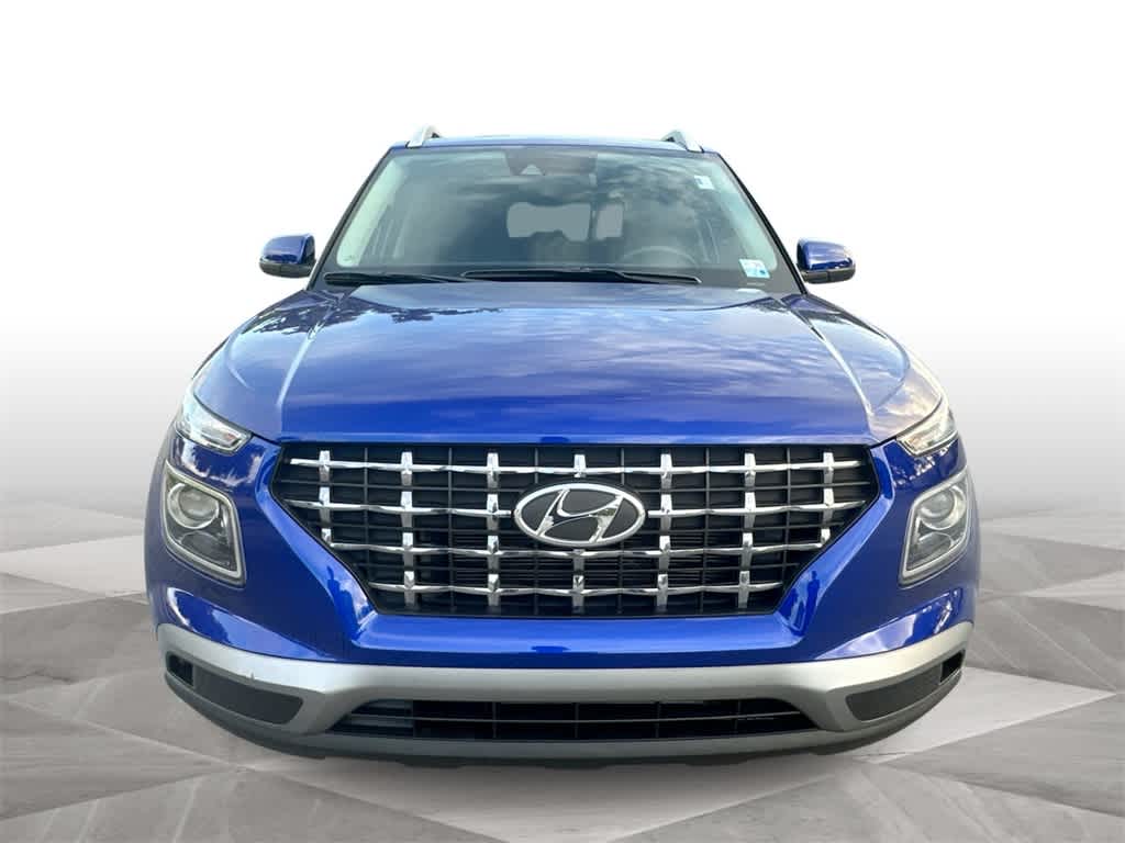Thumbnail: 2022 Hyundai Venue - 3
