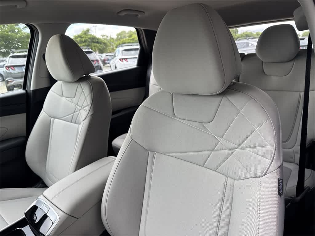 Thumbnail: 2026 Hyundai Tucson - 14