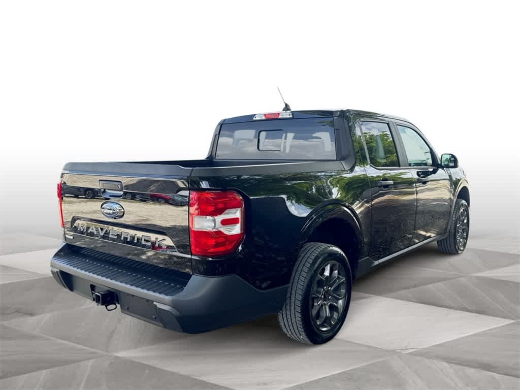 Thumbnail: 2022 Ford Maverick - 8