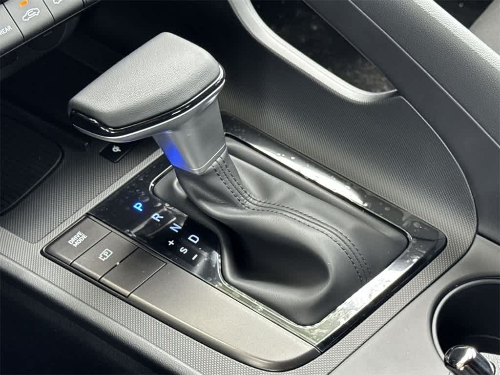 Thumbnail: 2025 Hyundai Elantra - 21