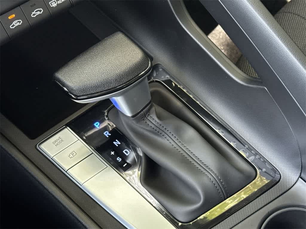 Thumbnail: 2025 Hyundai Elantra - 21