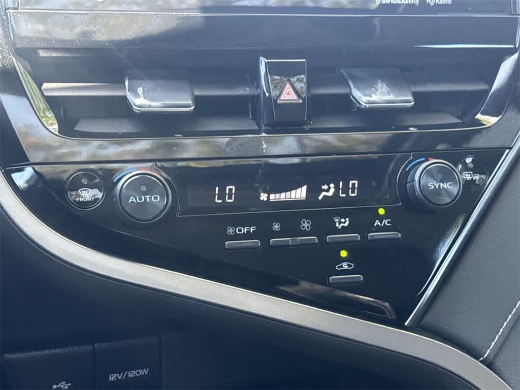 2024 Toyota Camry SE 20