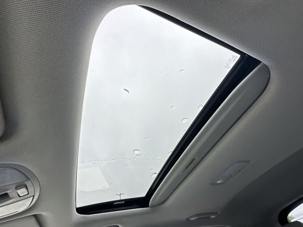 Thumbnail: 2022 Hyundai Kona - 17