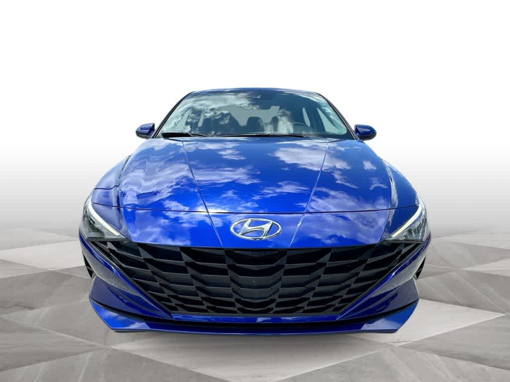 Thumbnail: 2023 Hyundai Elantra - 3