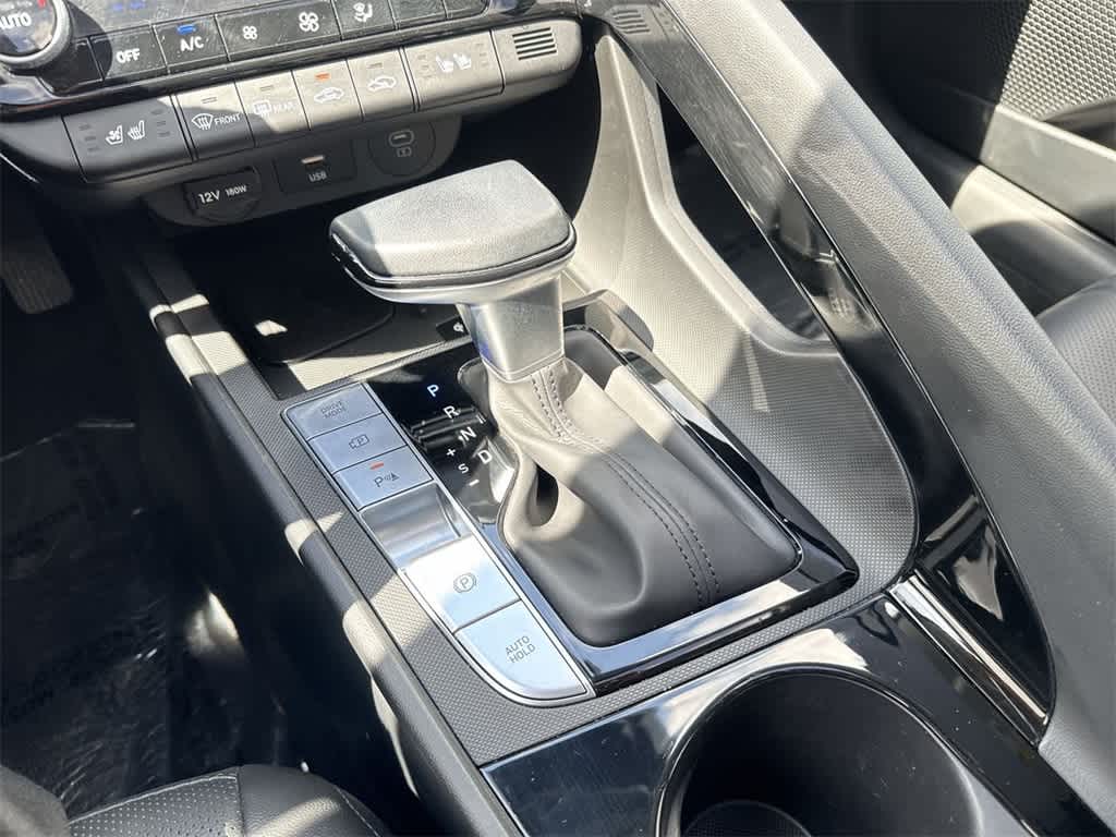 Thumbnail: 2024 Hyundai Elantra - 21