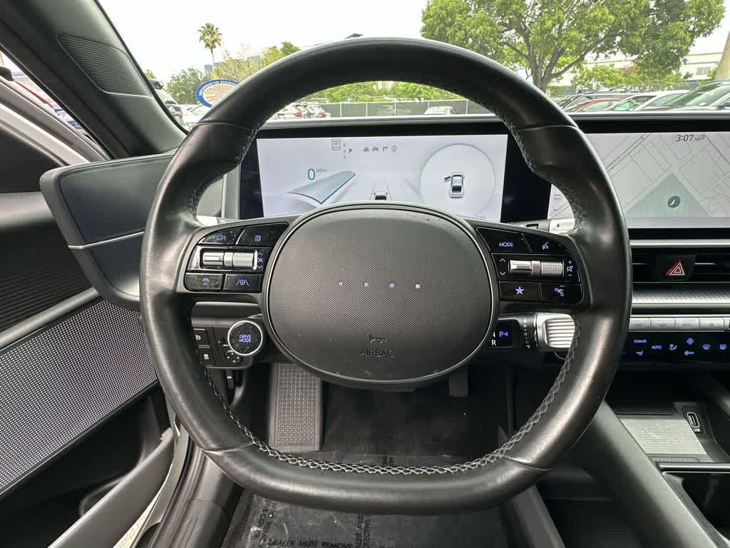 Thumbnail: 2023 Hyundai Ioniq 6 - 22