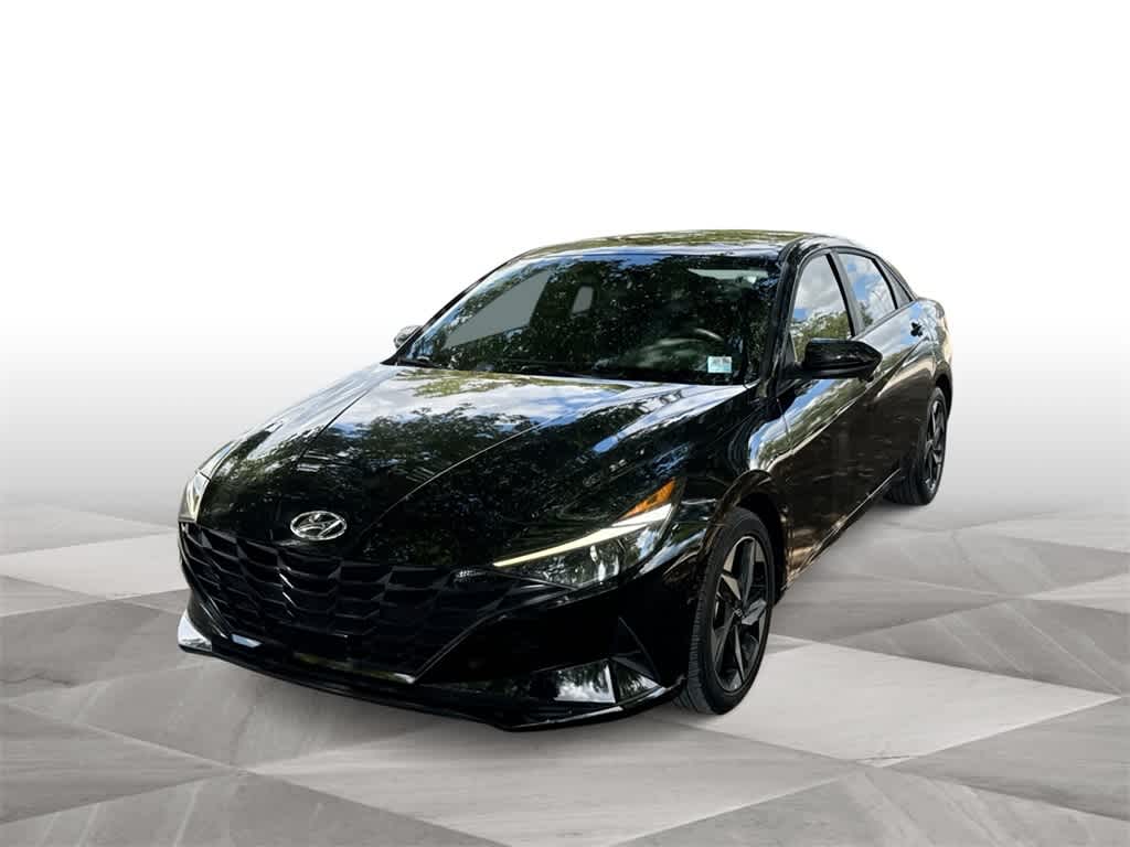 Thumbnail: 2023 Hyundai Elantra - 4