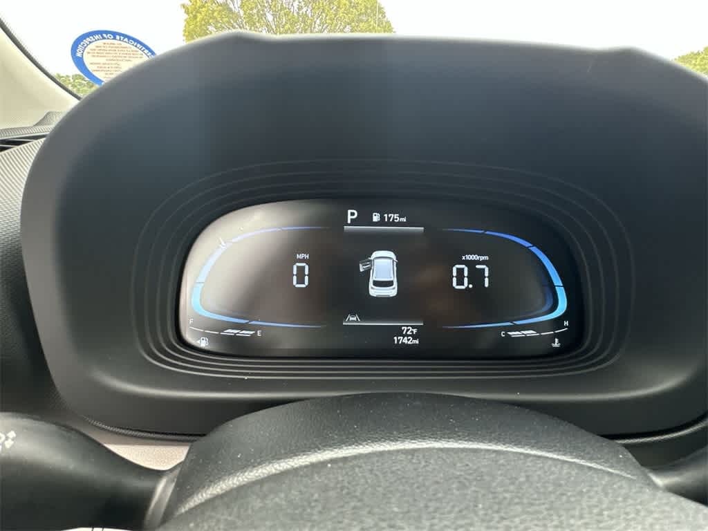 Thumbnail: 2025 Hyundai Venue - 16