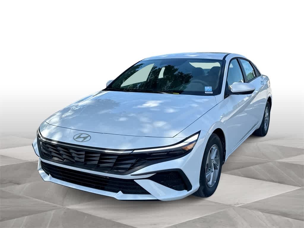 Thumbnail: 2025 Hyundai Elantra - 4
