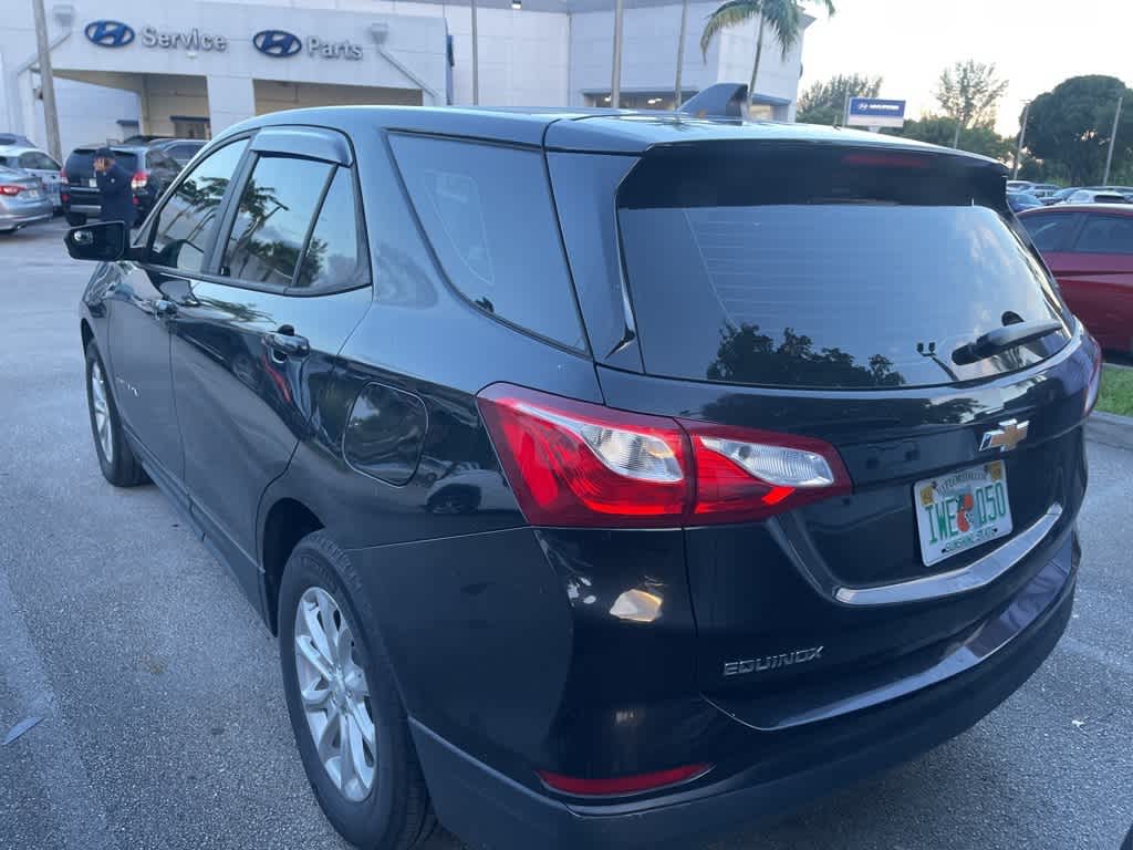 Thumbnail: 2021 Chevrolet Equinox - 6