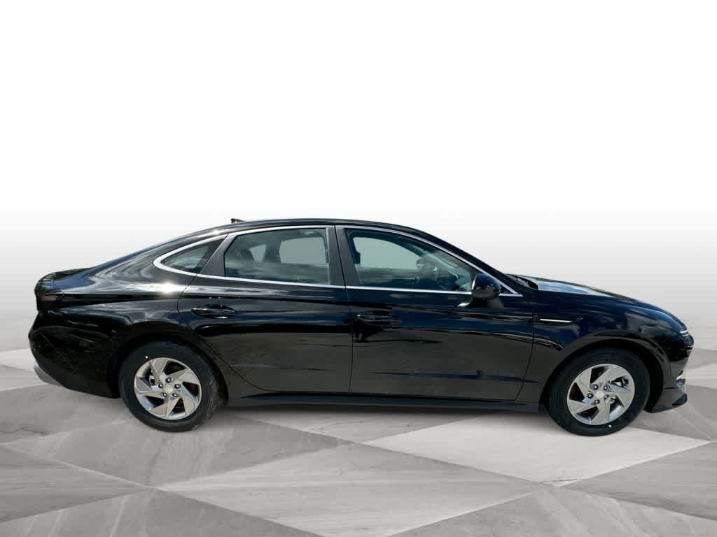 Thumbnail: 2026 Hyundai Sonata - 9