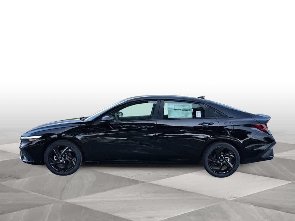 Thumbnail: 2026 Hyundai Elantra - 5