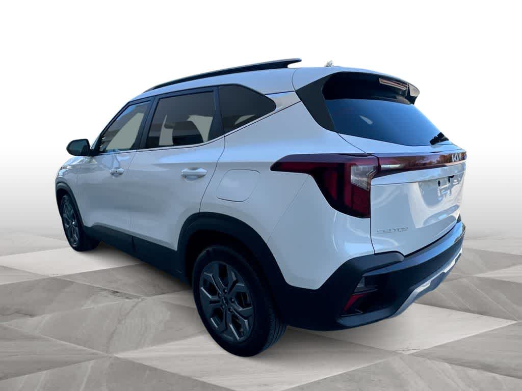 Thumbnail: 2024 Kia Seltos - 6