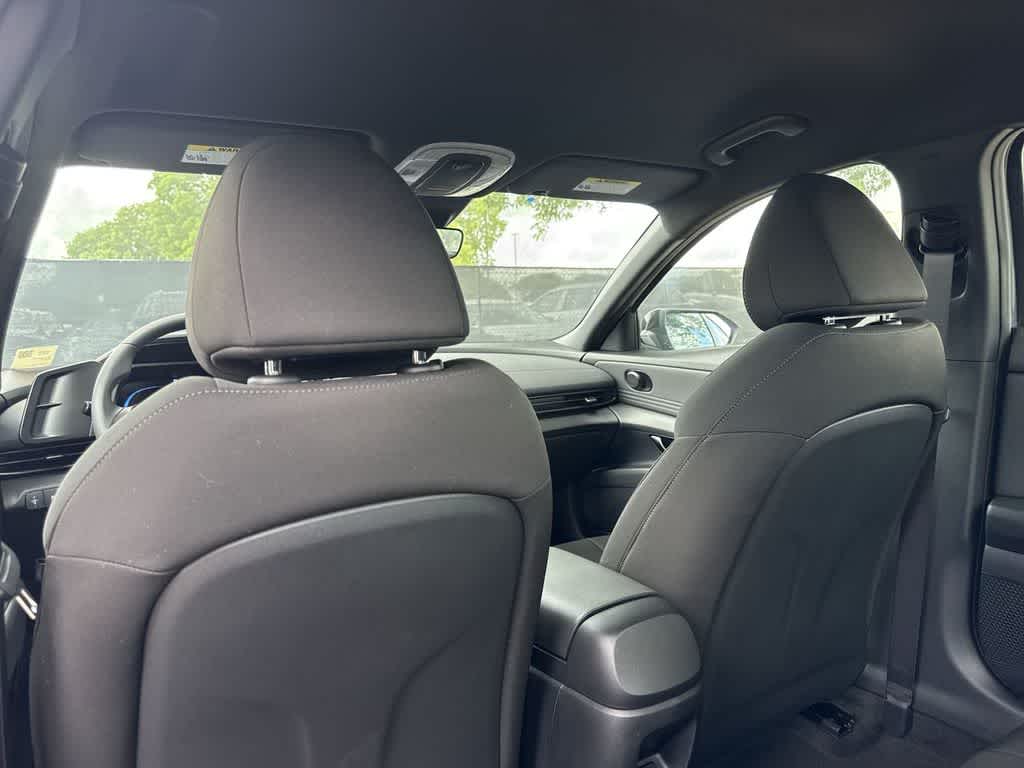 Thumbnail: 2026 Hyundai Elantra - 23