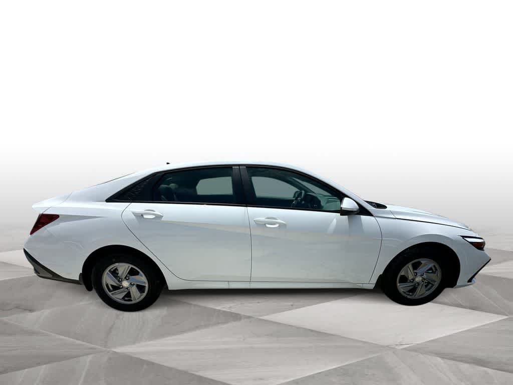 Thumbnail: 2026 Hyundai Elantra - 9