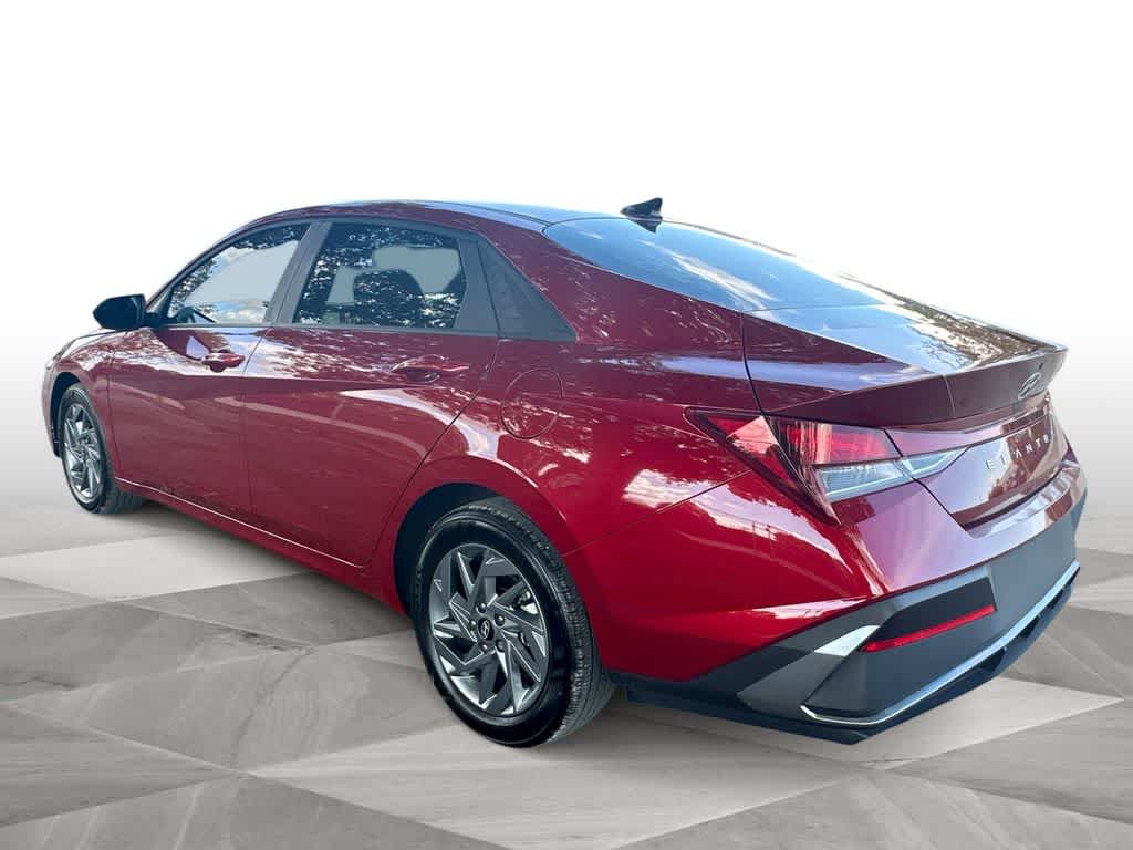 Thumbnail: 2024 Hyundai Elantra - 6
