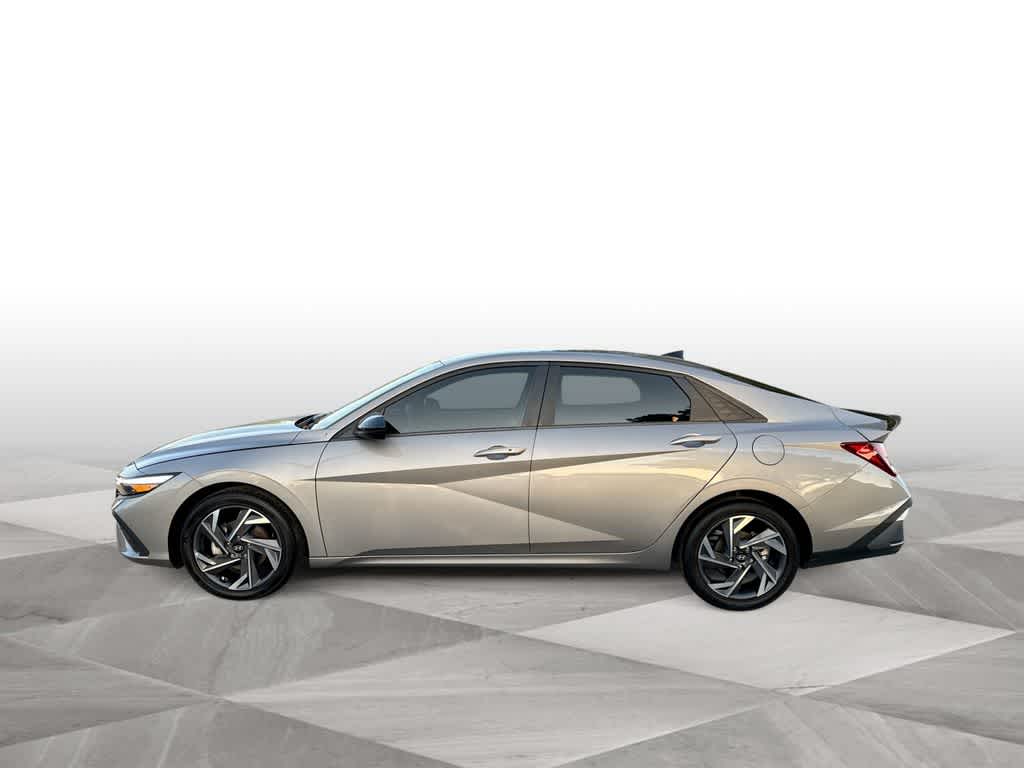 Thumbnail: 2025 Hyundai Elantra - 5