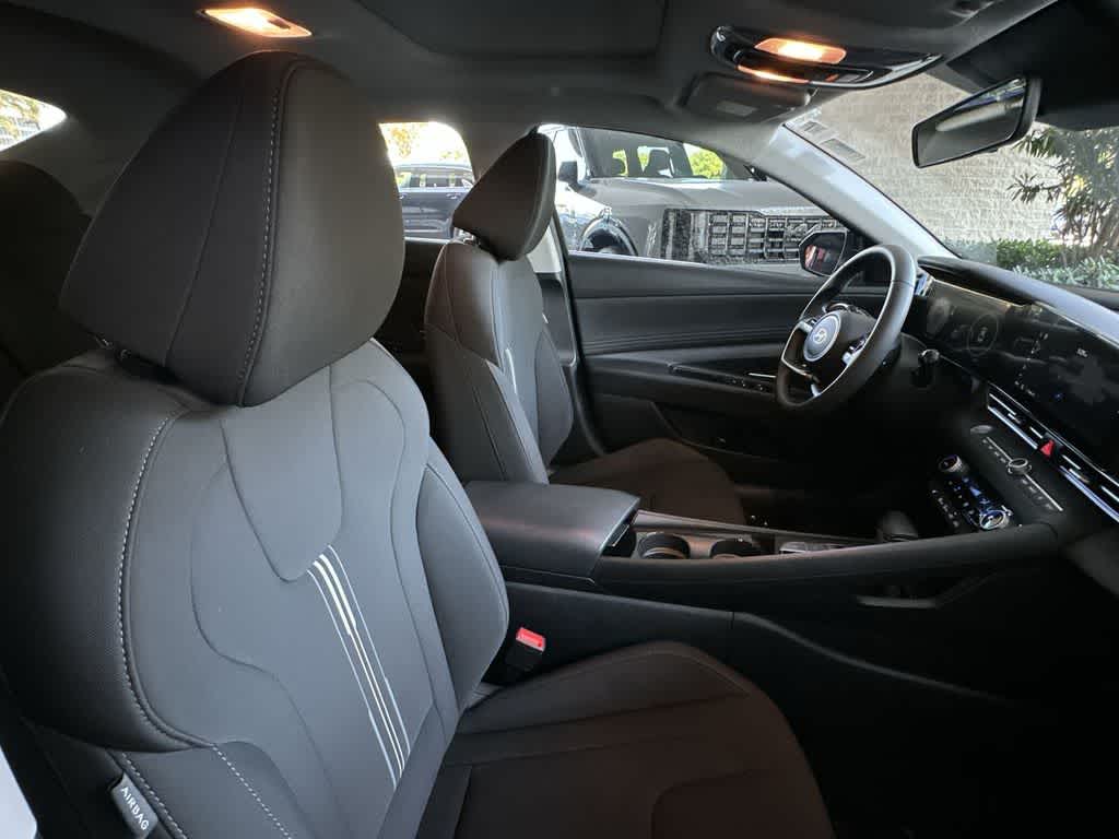 Thumbnail: 2024 Hyundai Elantra - 27