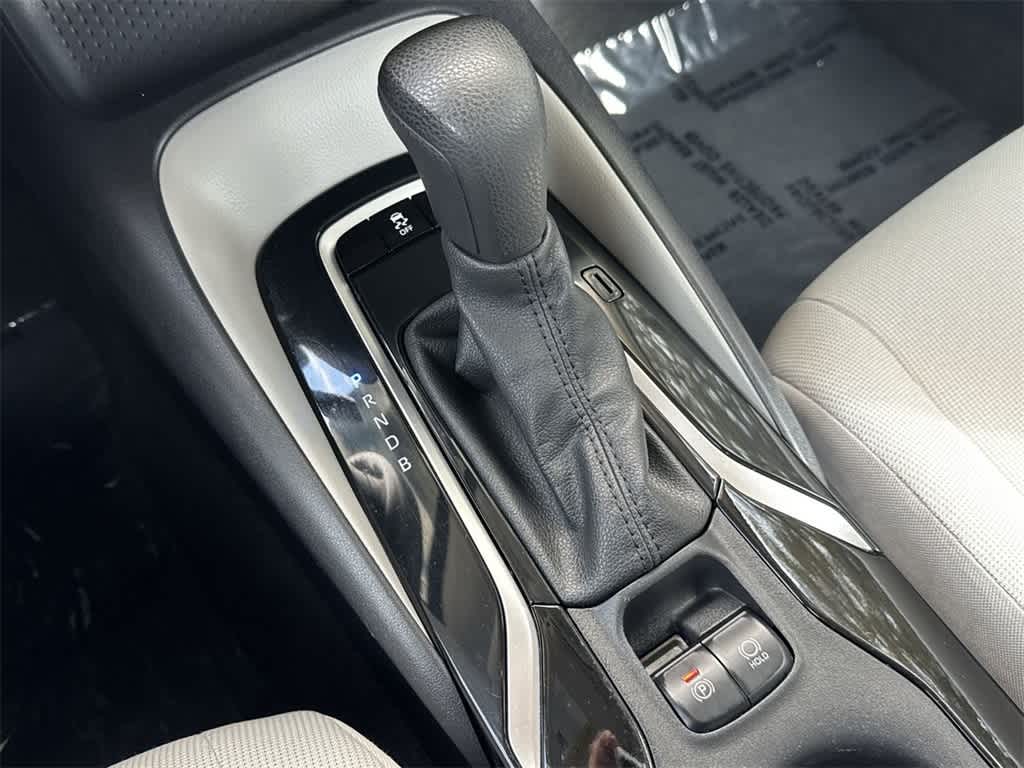 Thumbnail: 2022 Toyota Corolla - 21