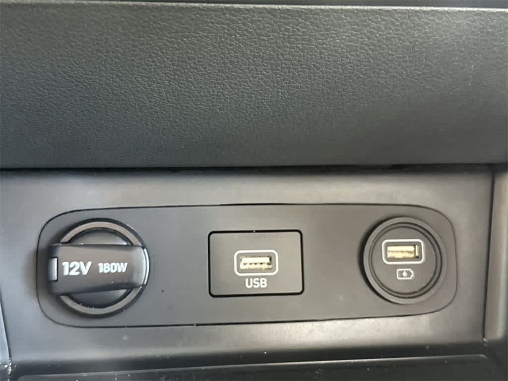 Thumbnail: 2023 Hyundai Sonata - 17