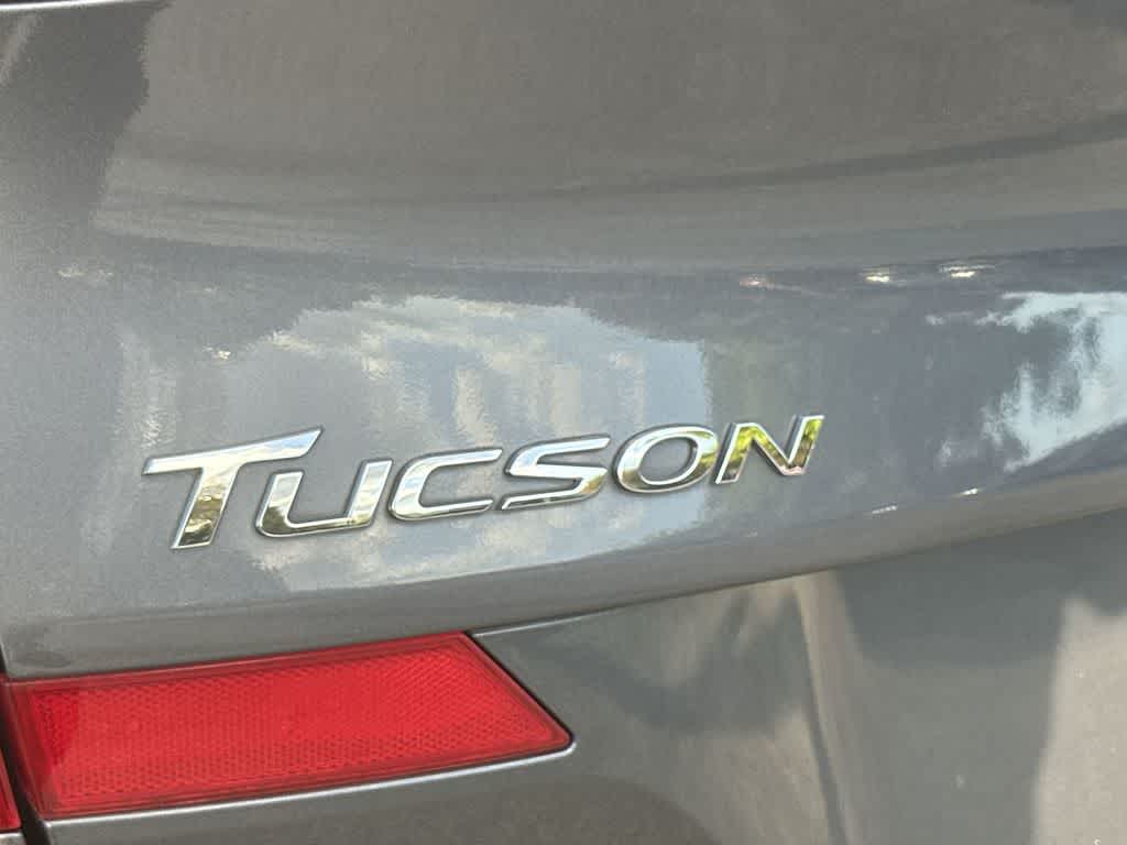 Thumbnail: 2021 Hyundai Tucson - 10